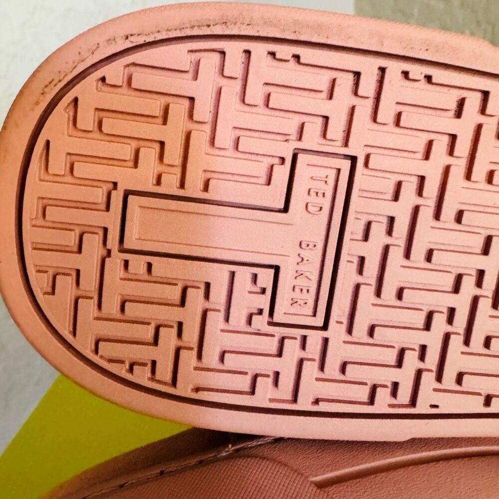 Ted Baker London Aryas Sneaker Leather Tennis Shoe, Size 9.5, Dusty Pink, NWT - Picture 11 of 16